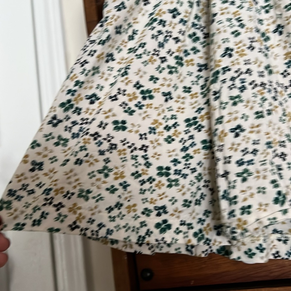 OLD NAVY Emerald/Gold/Cream Floral 2-Pocket Flare Skirt, Sz Large, GUC. - Picture 5 of 9